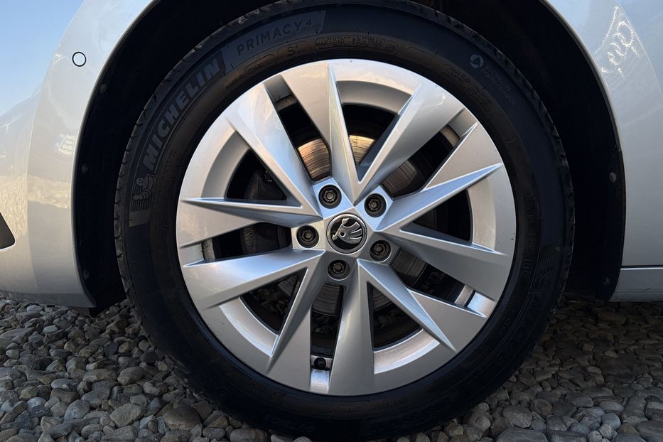 Продам Skoda Octavia А8 2.0 TDI 150к. FULL LED 2022 года в Львове