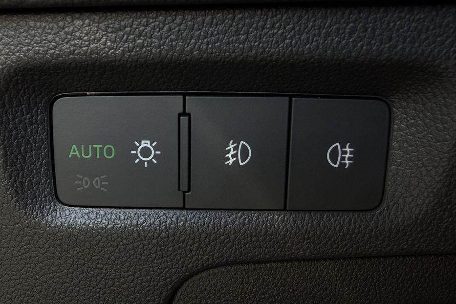 Продам Skoda Octavia А8 2.0 TDI 150к. FULL LED 2022 года в Львове