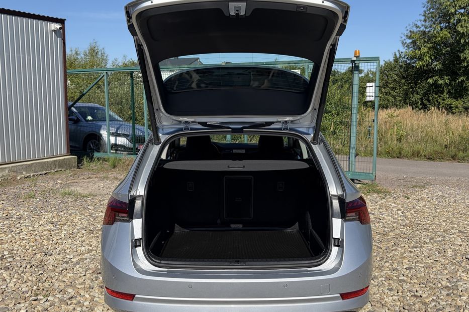 Продам Skoda Octavia А8 2.0 TDI 150к. FULL LED 2022 года в Львове