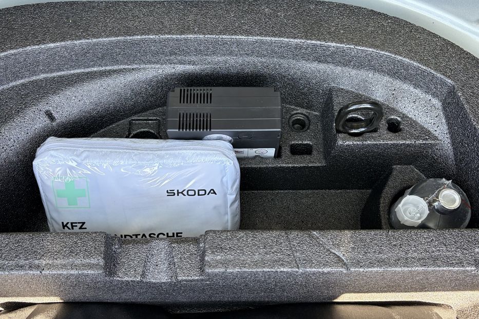 Продам Skoda Octavia А8 2.0 TDI 150к. FULL LED 2022 года в Львове