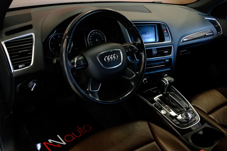 Продам Audi Q5 2013 года в Одессе