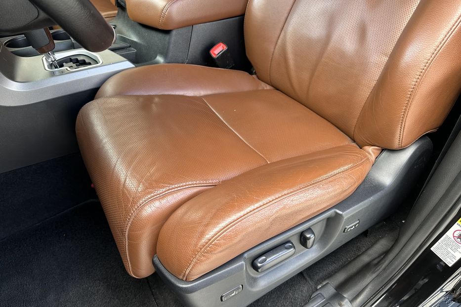 Продам Toyota Sequoia Armored B6 2014 года в Киеве