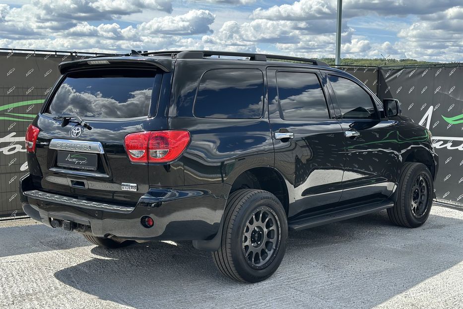 Продам Toyota Sequoia Armored B6 2014 года в Киеве