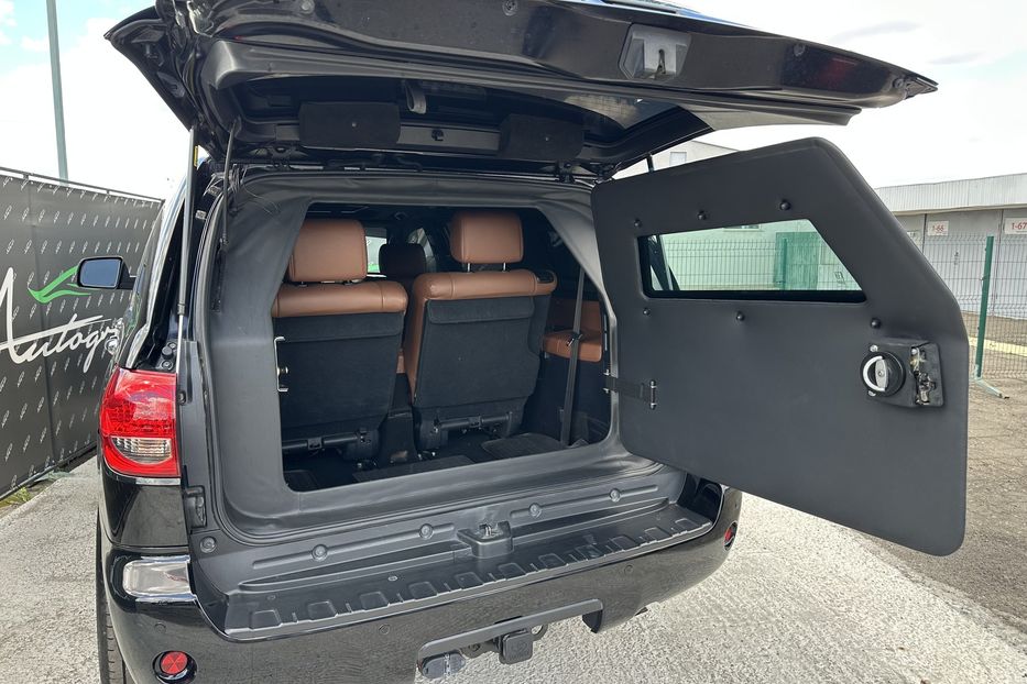 Продам Toyota Sequoia Armored B6 2014 года в Киеве