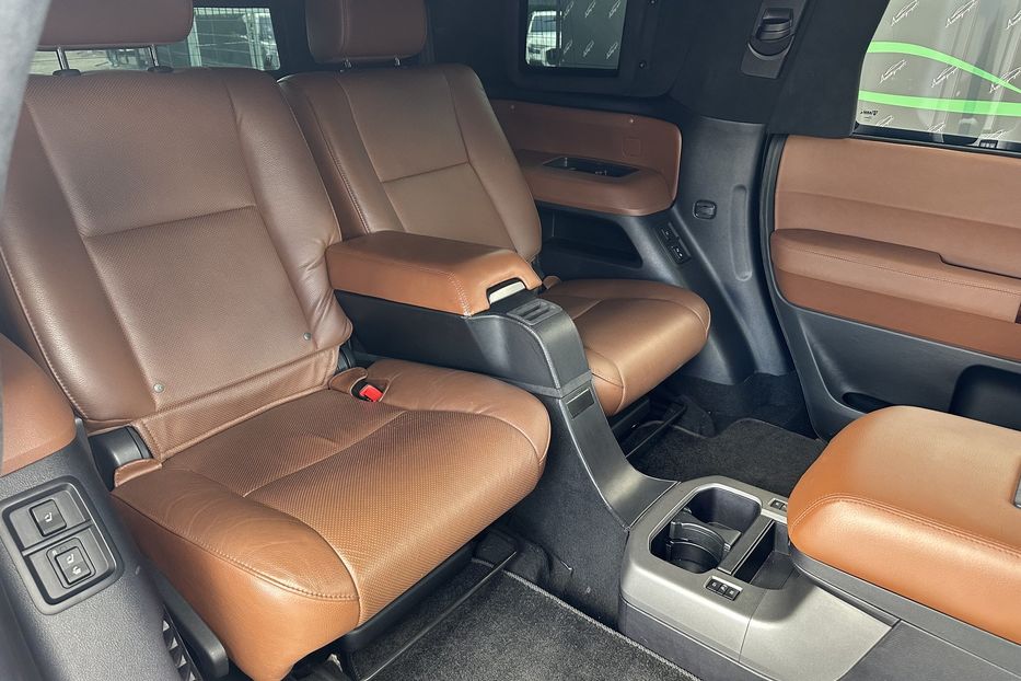 Продам Toyota Sequoia Armored B6 2014 года в Киеве