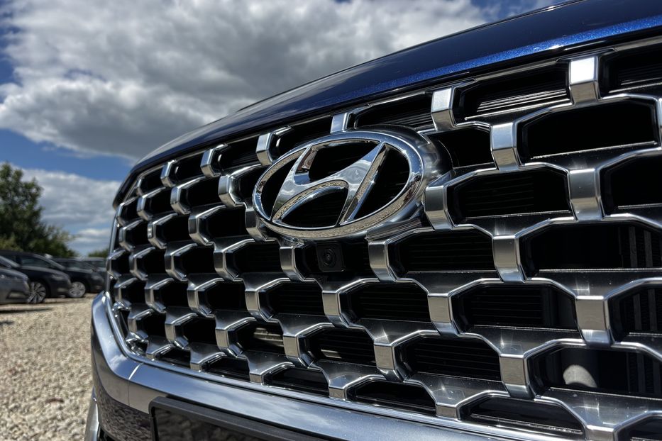 Продам Hyundai Santa FE Turbo 2023 года в Львове