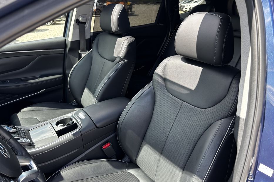 Продам Hyundai Santa FE Turbo 2023 года в Львове