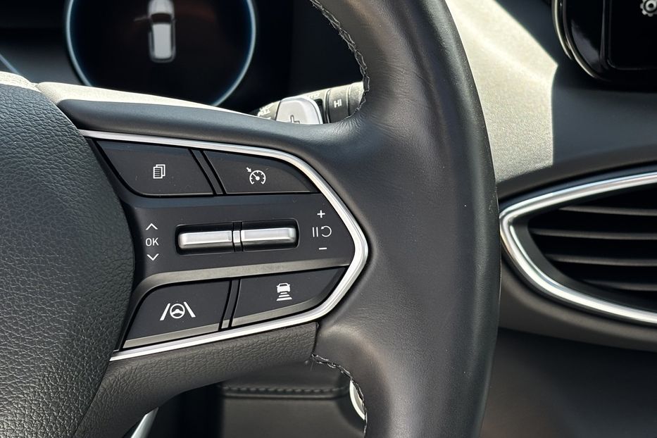 Продам Hyundai Santa FE Turbo 2023 года в Львове