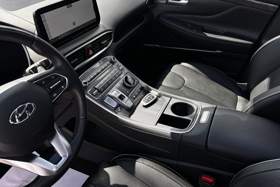 Продам Hyundai Santa FE Turbo 2023 года в Львове