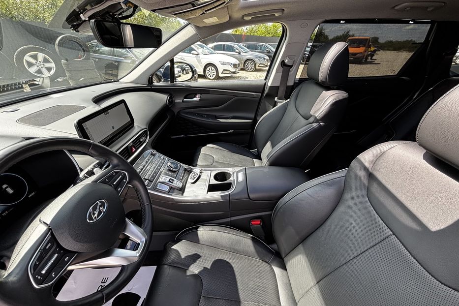 Продам Hyundai Santa FE Turbo 2023 года в Львове
