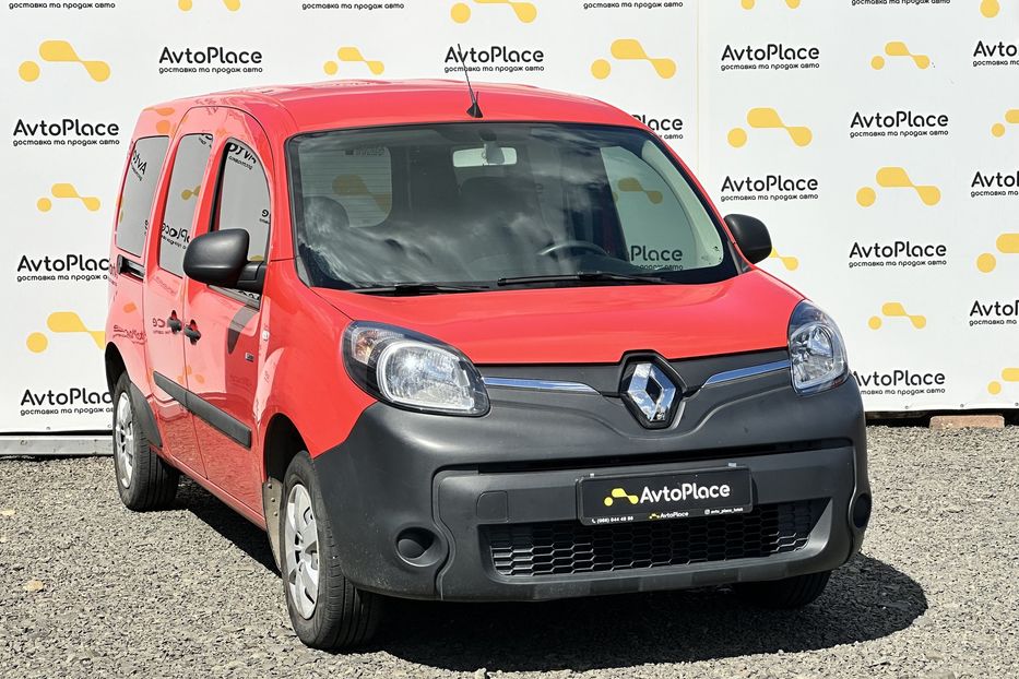 Продам Renault Kangoo пасс. 33 квт 2020 года в Луцке
