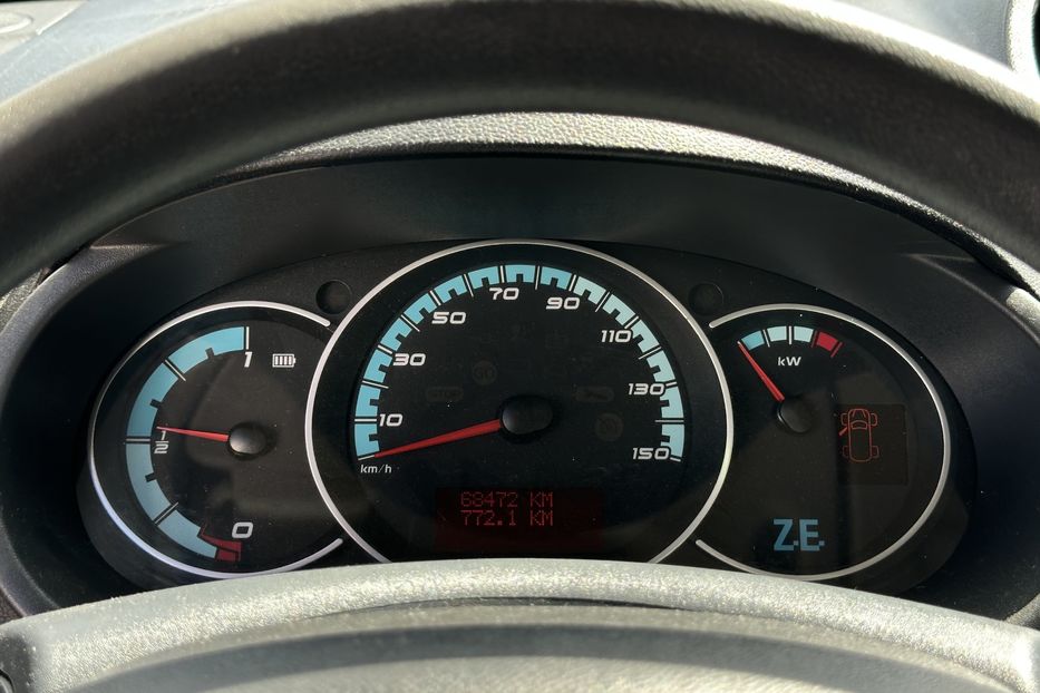 Продам Renault Kangoo пасс. 33 квт 2020 года в Луцке