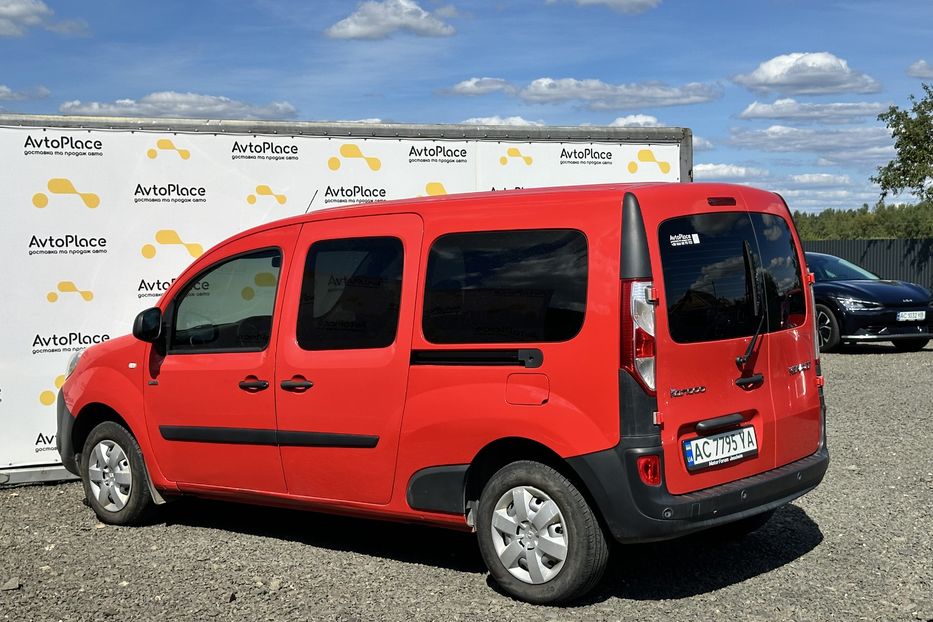 Продам Renault Kangoo пасс. 33 квт 2020 года в Луцке
