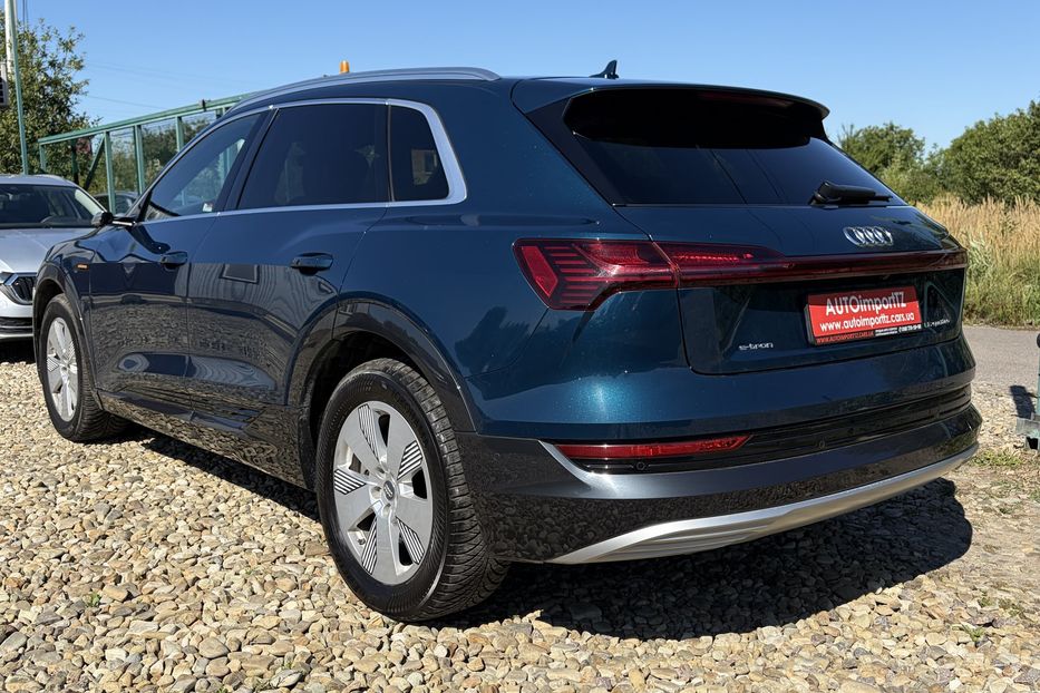 Продам Audi E-Tron 55 Full LED КАМЕРИ 360 ДОТЯЖКИ 2021 года в Львове
