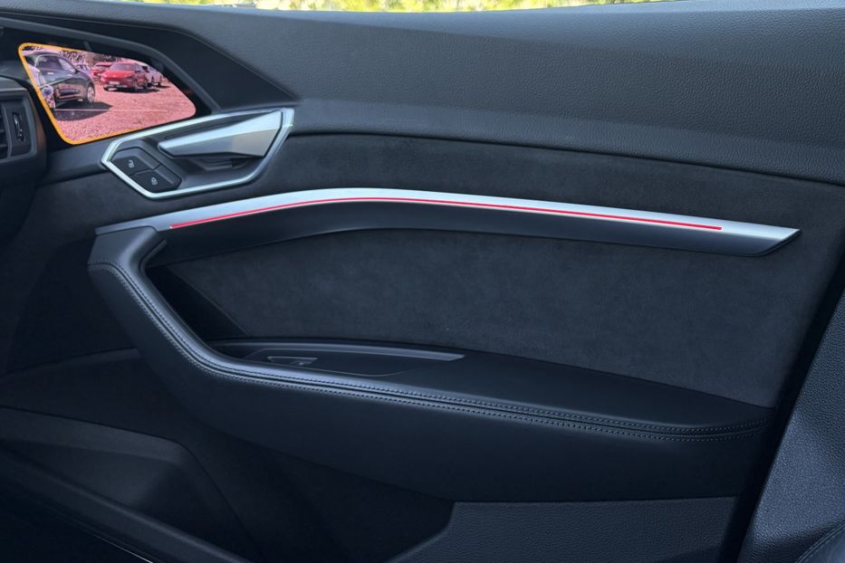 Продам Audi E-Tron 55 Full LED КАМЕРИ 360 ДОТЯЖКИ 2021 года в Львове