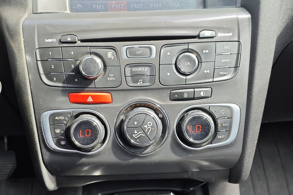Продам Citroen C4 1.6 eHDi AT (115 к.с)  2012 года в Киеве