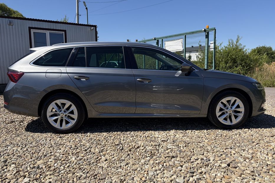 Продам Skoda Octavia А8 2.0 TDI 150к. FULL LED 2022 года в Львове