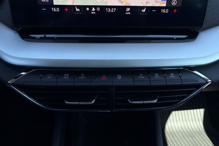 Продам Skoda Octavia А8 2.0 TDI 150к. FULL LED 2022 года в Львове