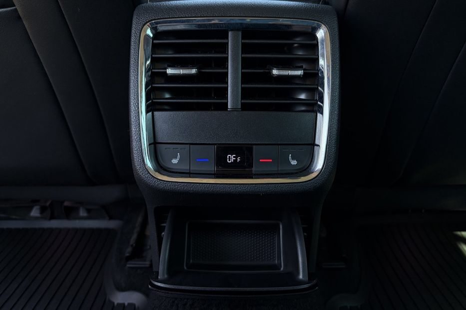 Продам Skoda Octavia А8 2.0 TDI 150к. FULL LED 2022 года в Львове