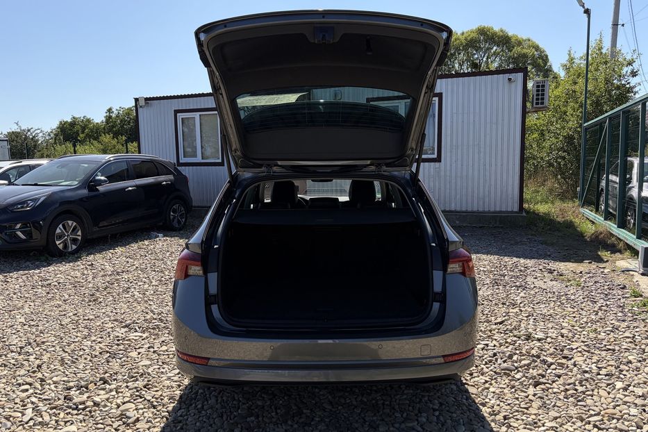 Продам Skoda Octavia А8 2.0 TDI 150к. FULL LED 2022 года в Львове