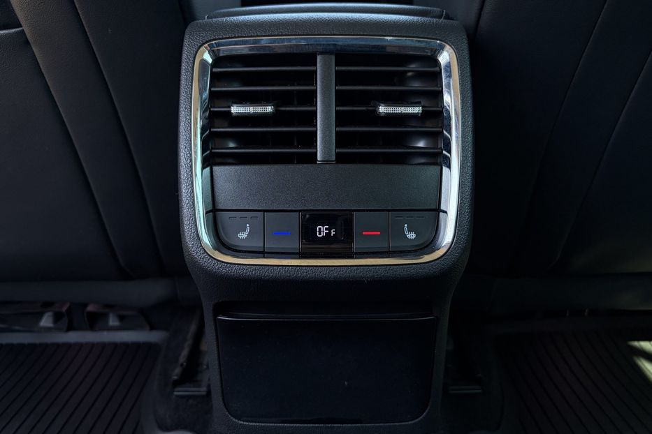 Продам Skoda Octavia А8 2.0 TDI 150к. FULL LED 2022 года в Львове