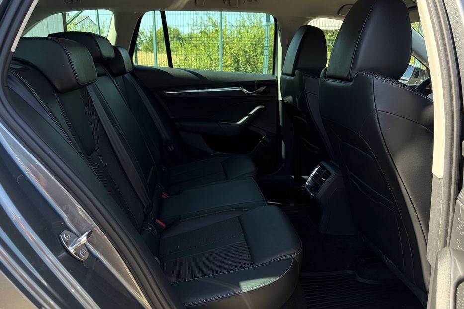 Продам Skoda Octavia А8 2.0 TDI 150к. FULL LED 2022 года в Львове