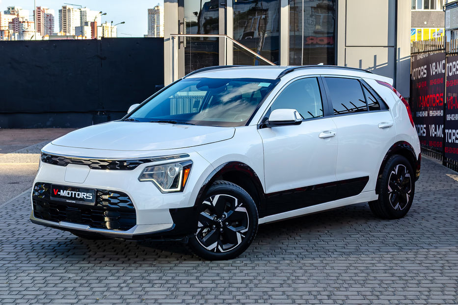 Продам Kia Niro EV 2023 года в Киеве