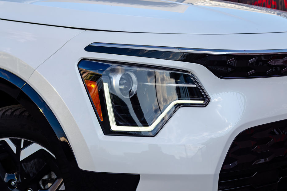 Продам Kia Niro EV 2023 года в Киеве