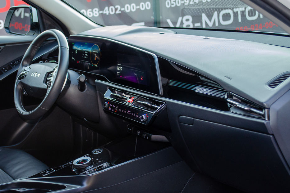Продам Kia Niro EV 2023 года в Киеве