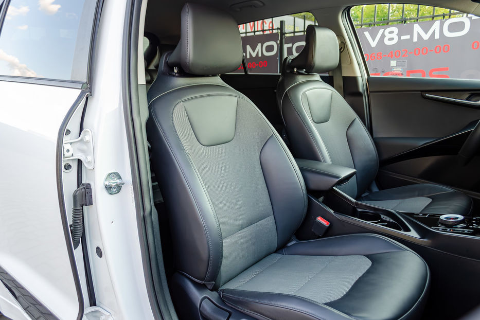Продам Kia Niro EV 2023 года в Киеве