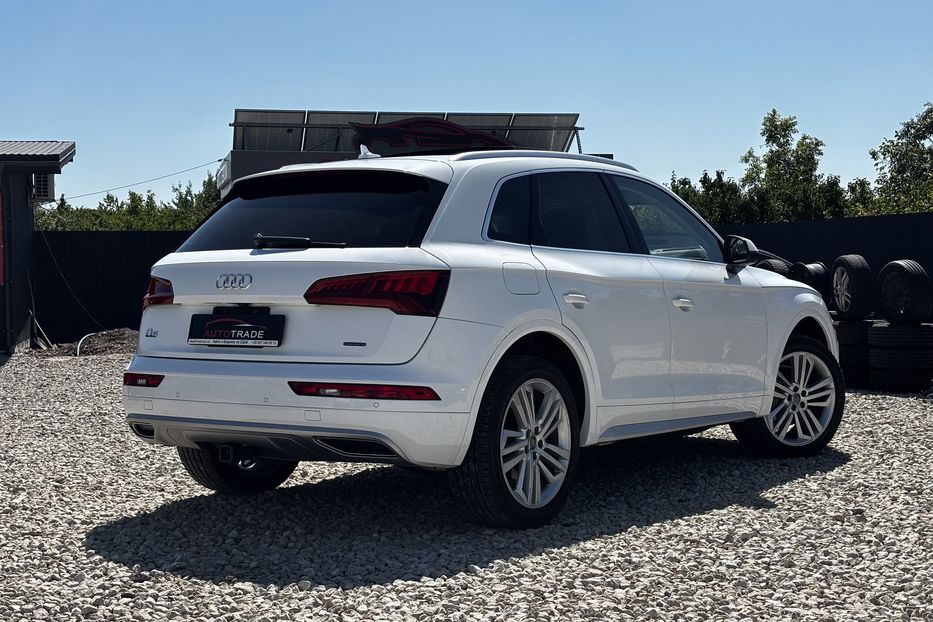 Продам Audi Q5 S-line  2019 года в Львове