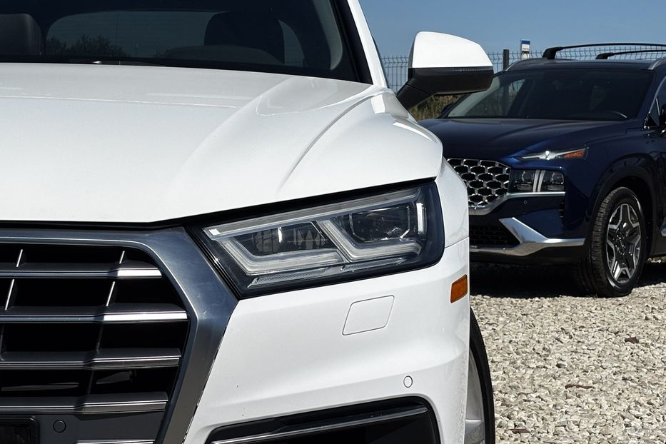 Продам Audi Q5 S-line  2019 года в Львове