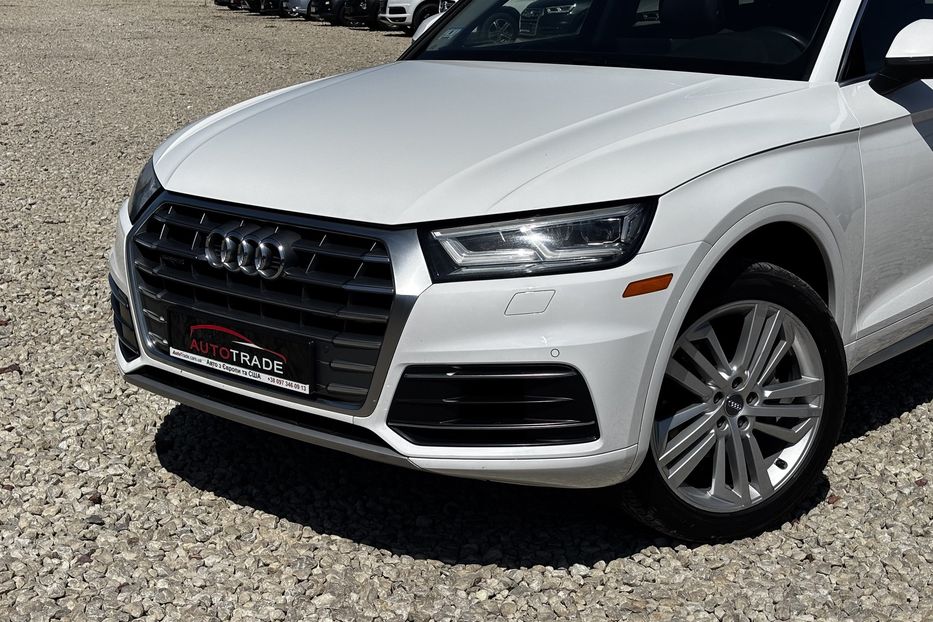 Продам Audi Q5 S-line  2019 года в Львове