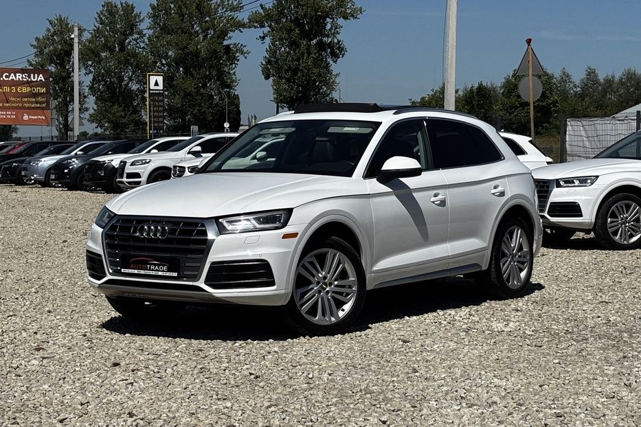 Продам Audi Q5 S-line  2019 года в Львове