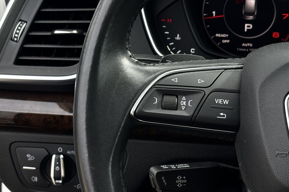 Продам Audi Q5 S-line  2019 года в Львове