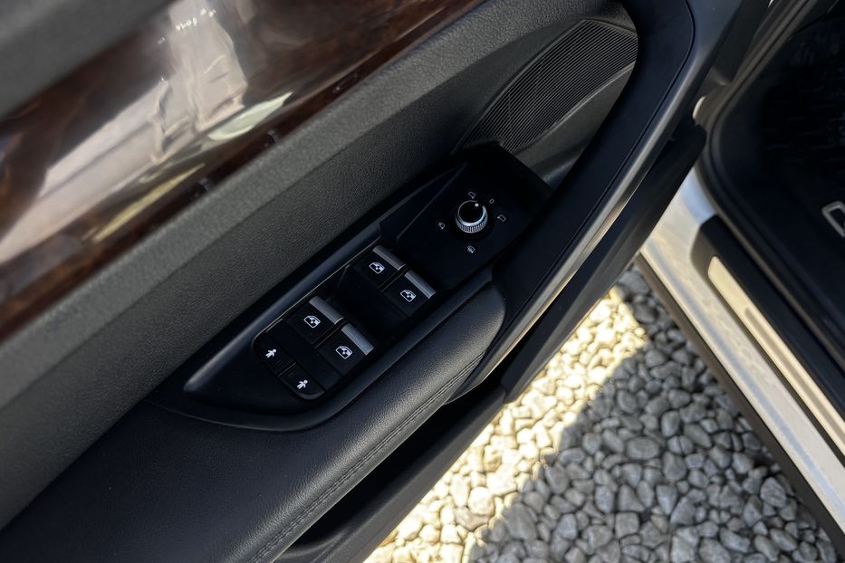 Продам Audi Q5 S-line  2019 года в Львове
