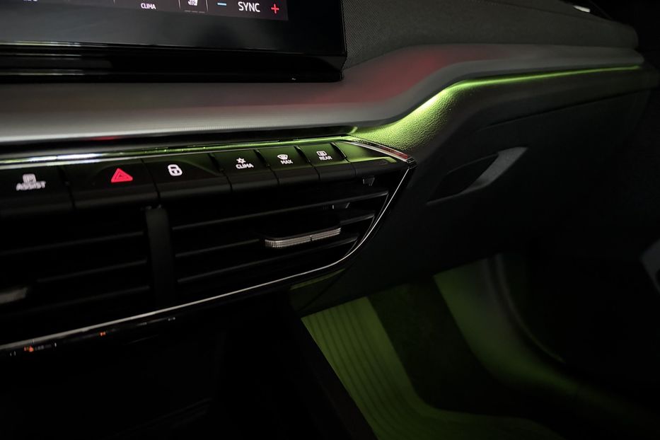 Продам Skoda Octavia А8 2.0 TDI 150к. FULL LED 2022 года в Львове
