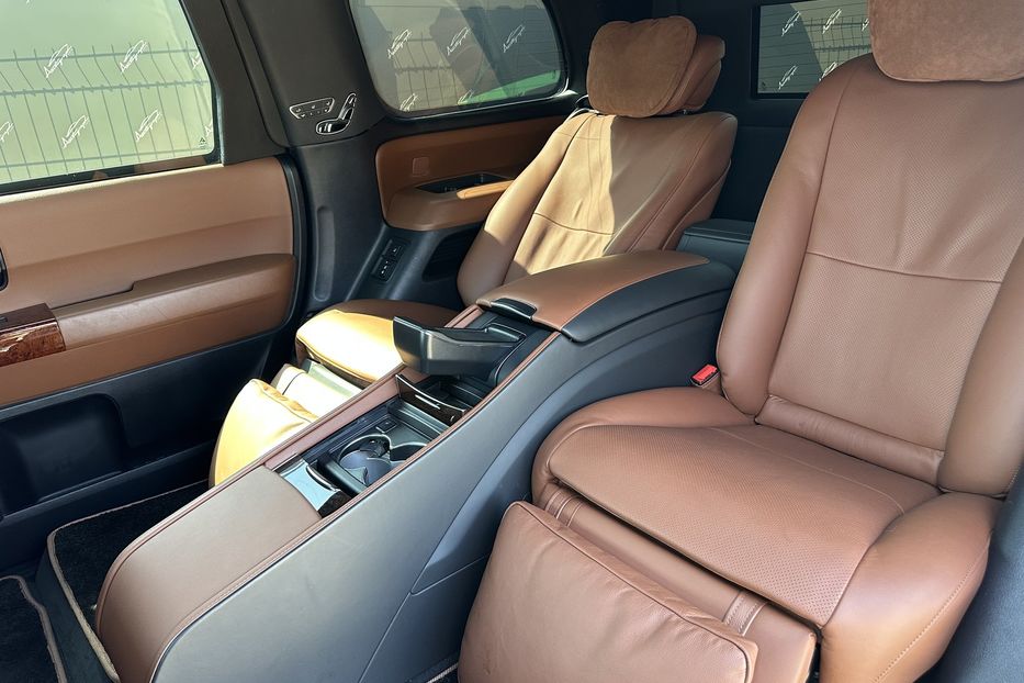 Продам Toyota Sequoia Armored B6+ 2021 года в Киеве