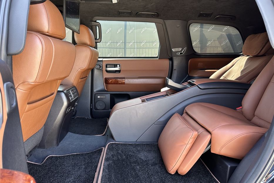 Продам Toyota Sequoia Armored B6+ 2021 года в Киеве