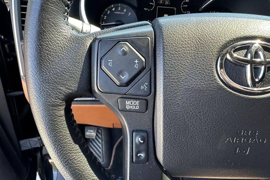 Продам Toyota Sequoia Armored B6+ 2021 года в Киеве