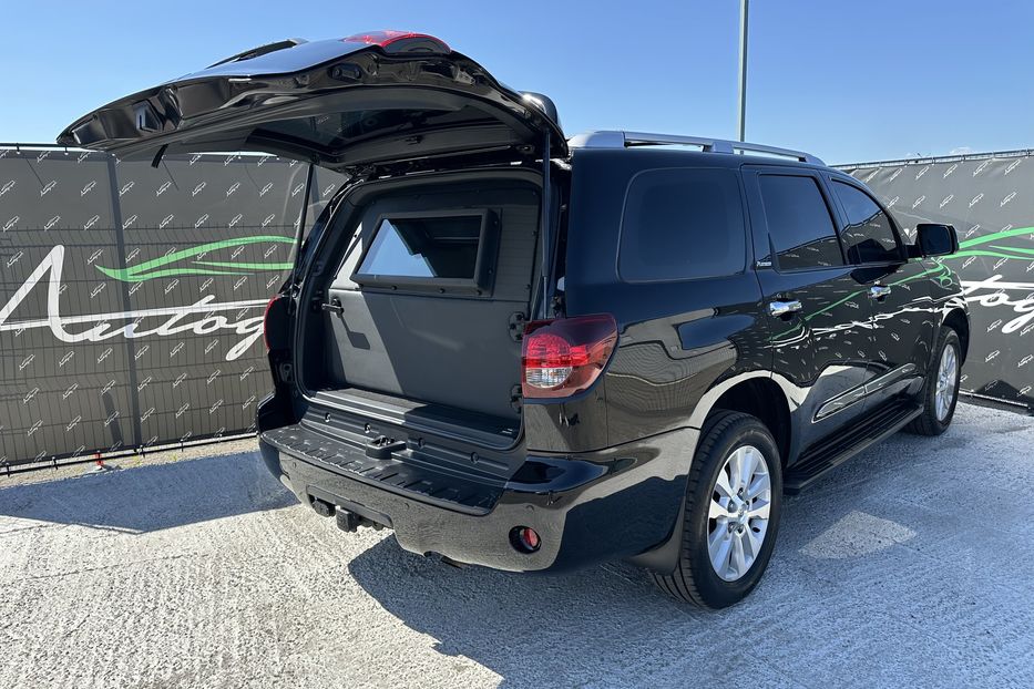 Продам Toyota Sequoia Armored B6+ 2021 года в Киеве