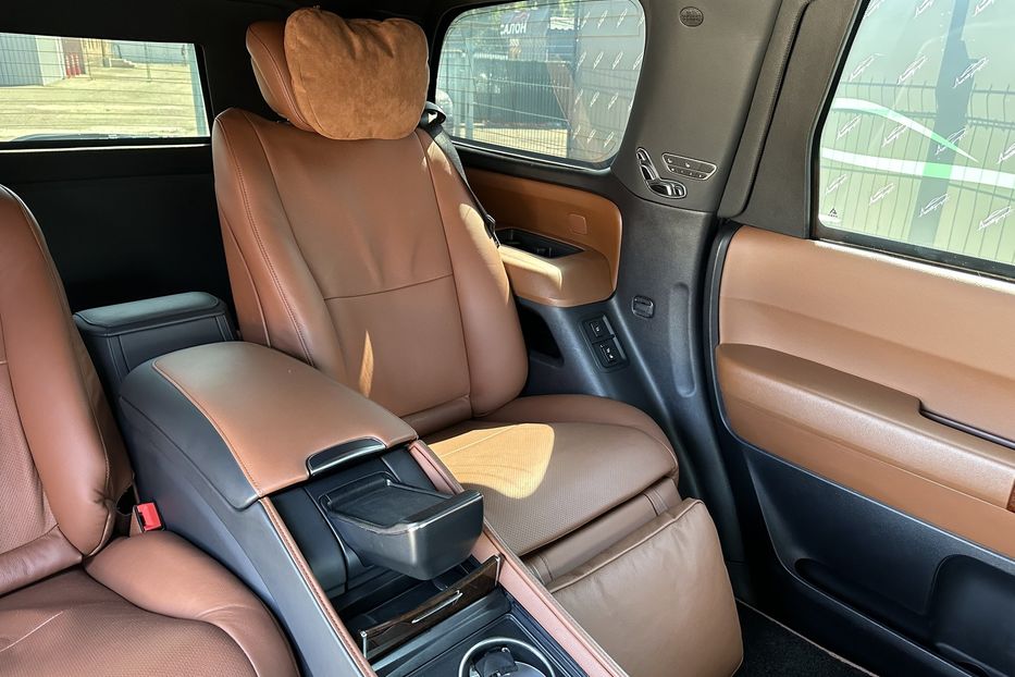 Продам Toyota Sequoia Armored B6+ 2021 года в Киеве