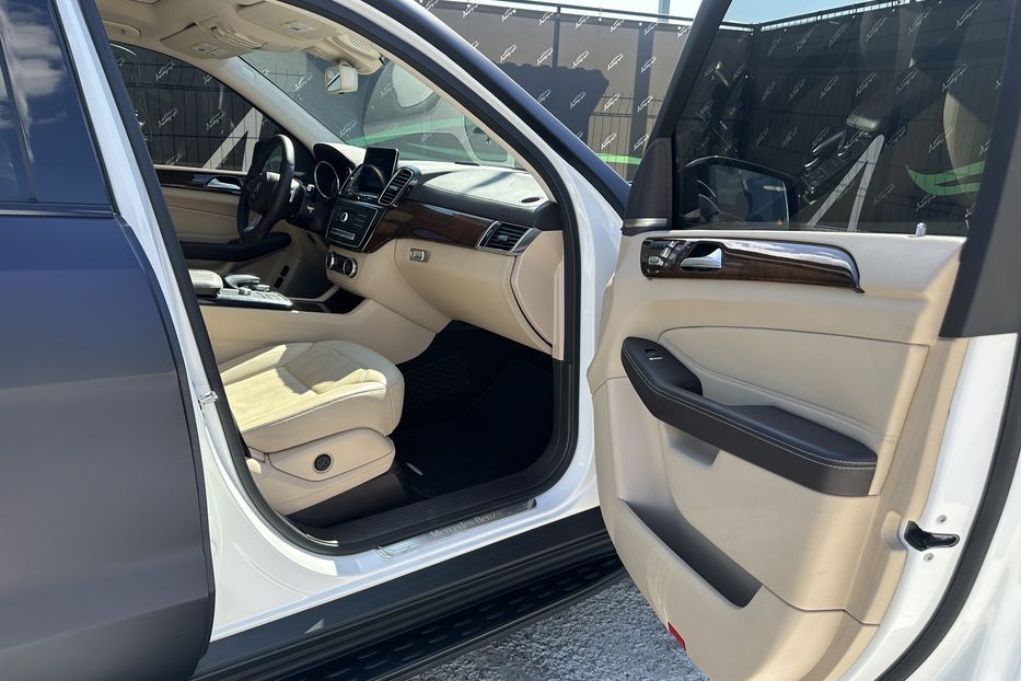 Продам Mercedes-Benz GLS-Class 4matic Styling 63AMG 2018 года в Киеве