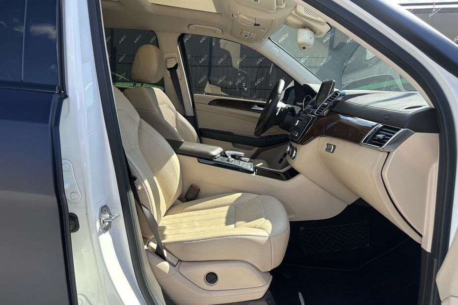 Продам Mercedes-Benz GLS-Class 4matic Styling 63AMG 2018 года в Киеве