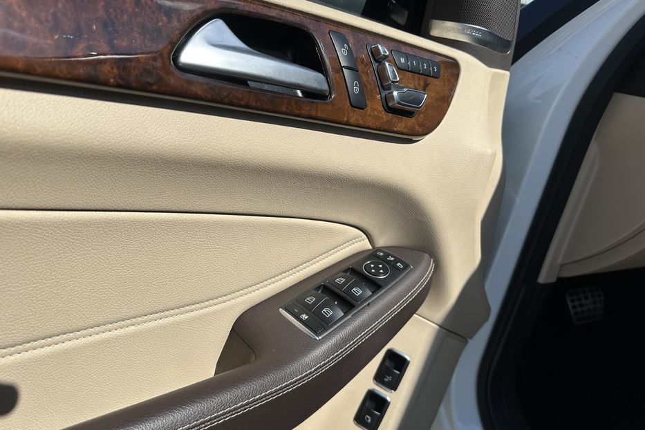 Продам Mercedes-Benz GLS-Class 4matic Styling 63AMG 2018 года в Киеве