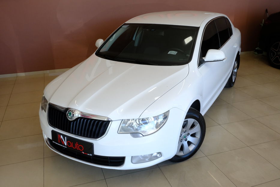 Продам Skoda Superb 2013 года в Одессе