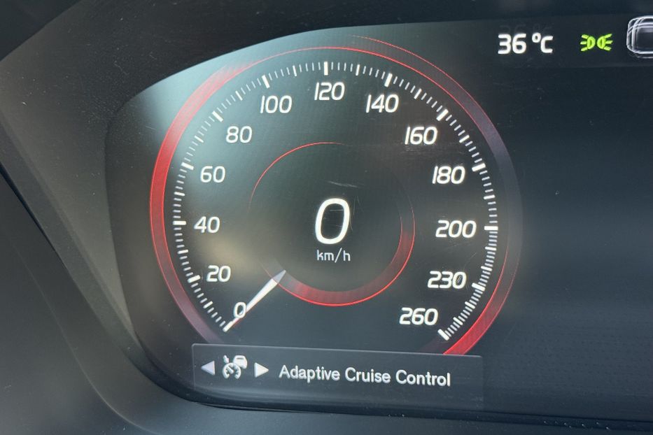 Продам Volvo XC60 Plug-in hybrid (415k/c) COMIS  2019 года в г. Умань, Черкасская область