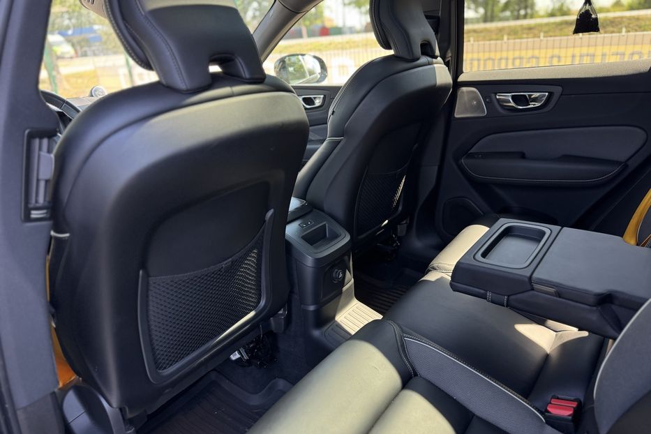 Продам Volvo XC60 Plug-in hybrid (415k/c) COMIS  2019 года в г. Умань, Черкасская область