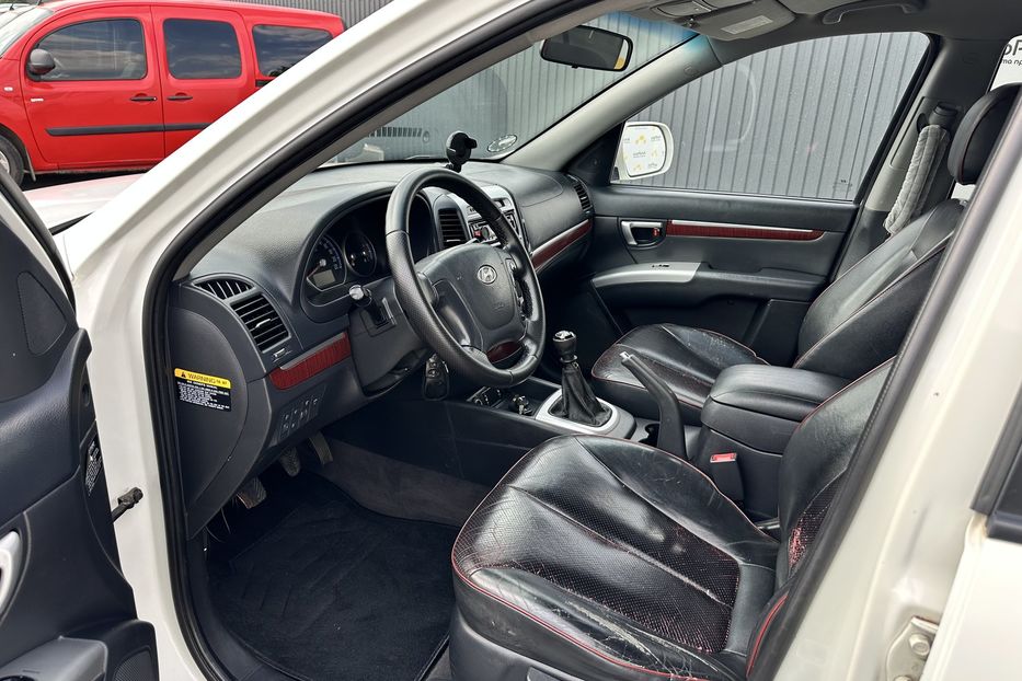 Продам Hyundai Santa FE 2008 года в Луцке