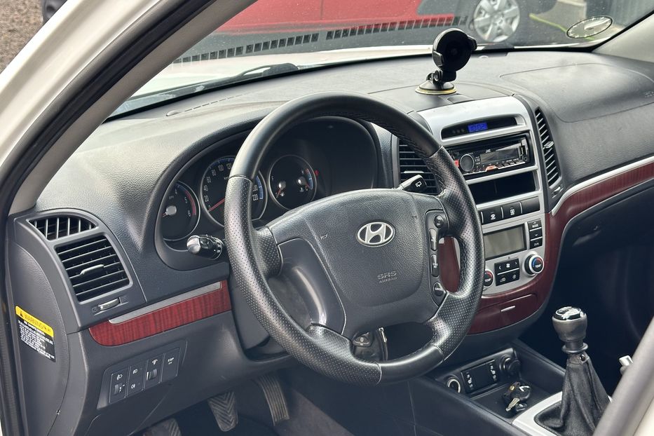 Продам Hyundai Santa FE 2008 года в Луцке
